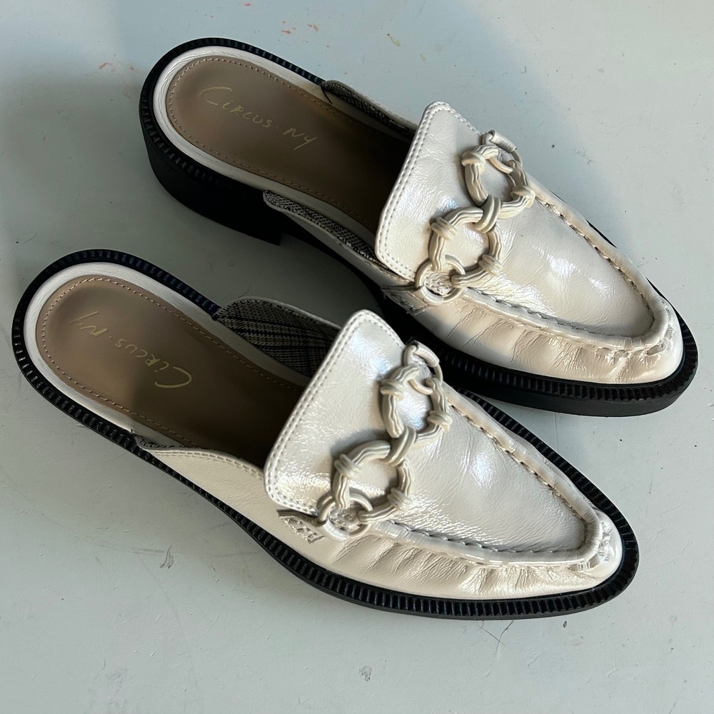 Y2k Sam Edelman Platform Mule Loafers size 8.5 Cream Patent Lug Sole Pointy Goth